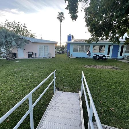 Rim Canal Cottage 'Yellow House' With Canal Views & Boat Dock Cottage Okeechobee Zewnętrze zdjęcie